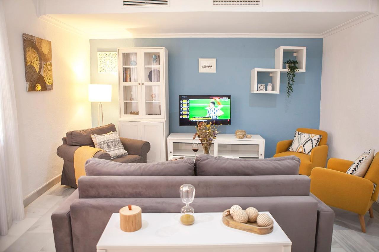 Apartamentos Rg Arenal II Sevilla Eksteriør billede