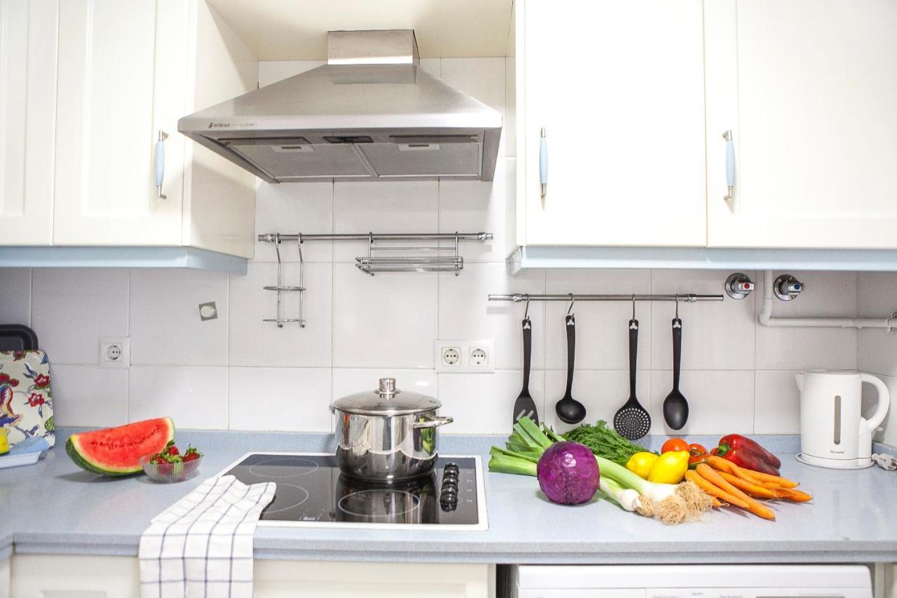 Apartamentos Rg Arenal II Sevilla Eksteriør billede